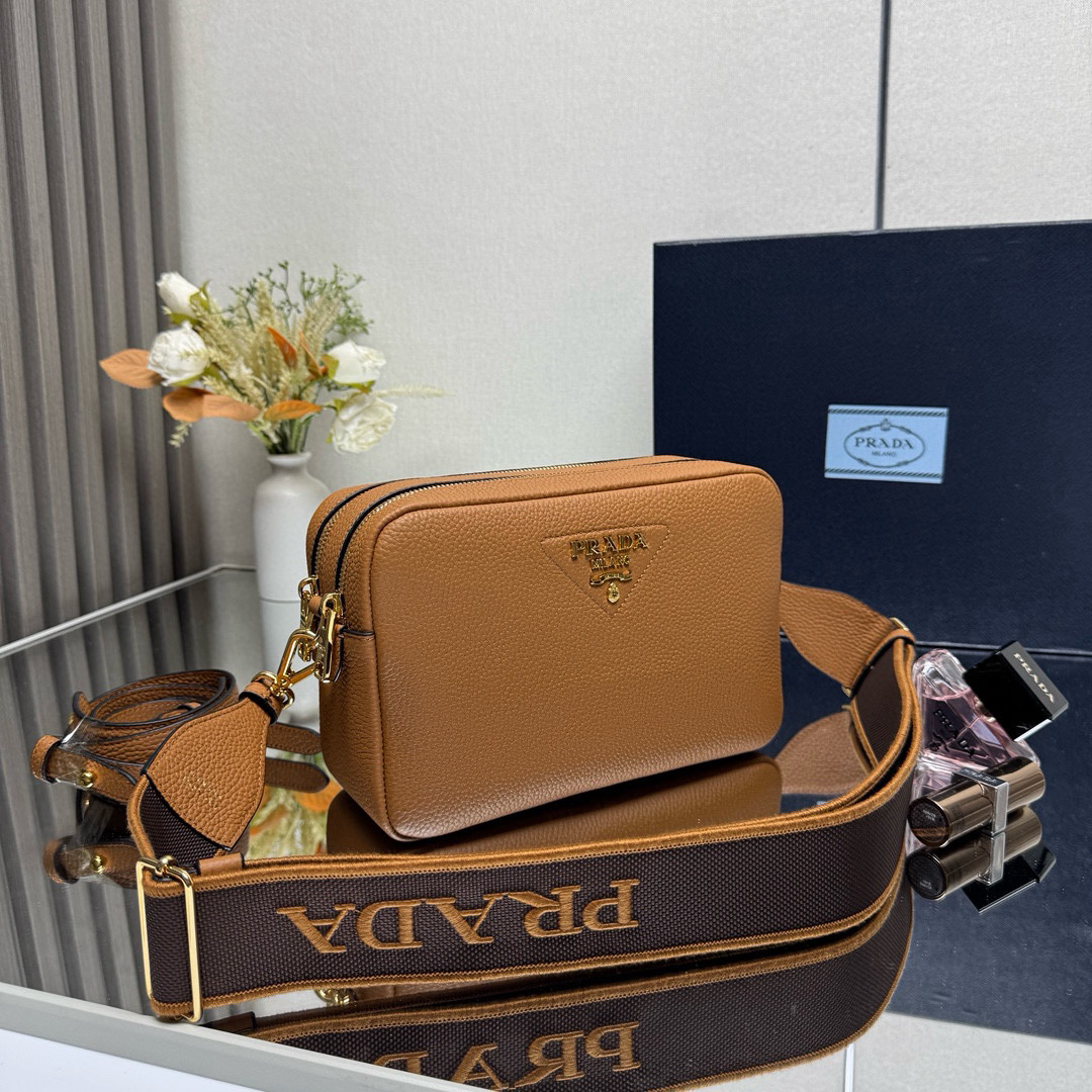 Prada bag-122