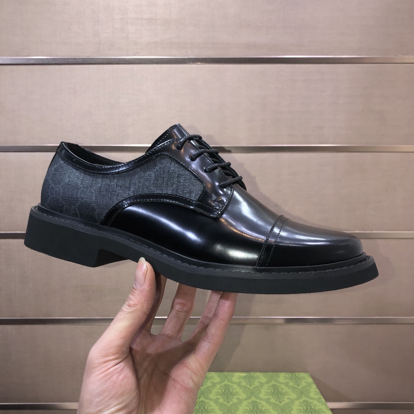 Gucci men's leather shoes-140