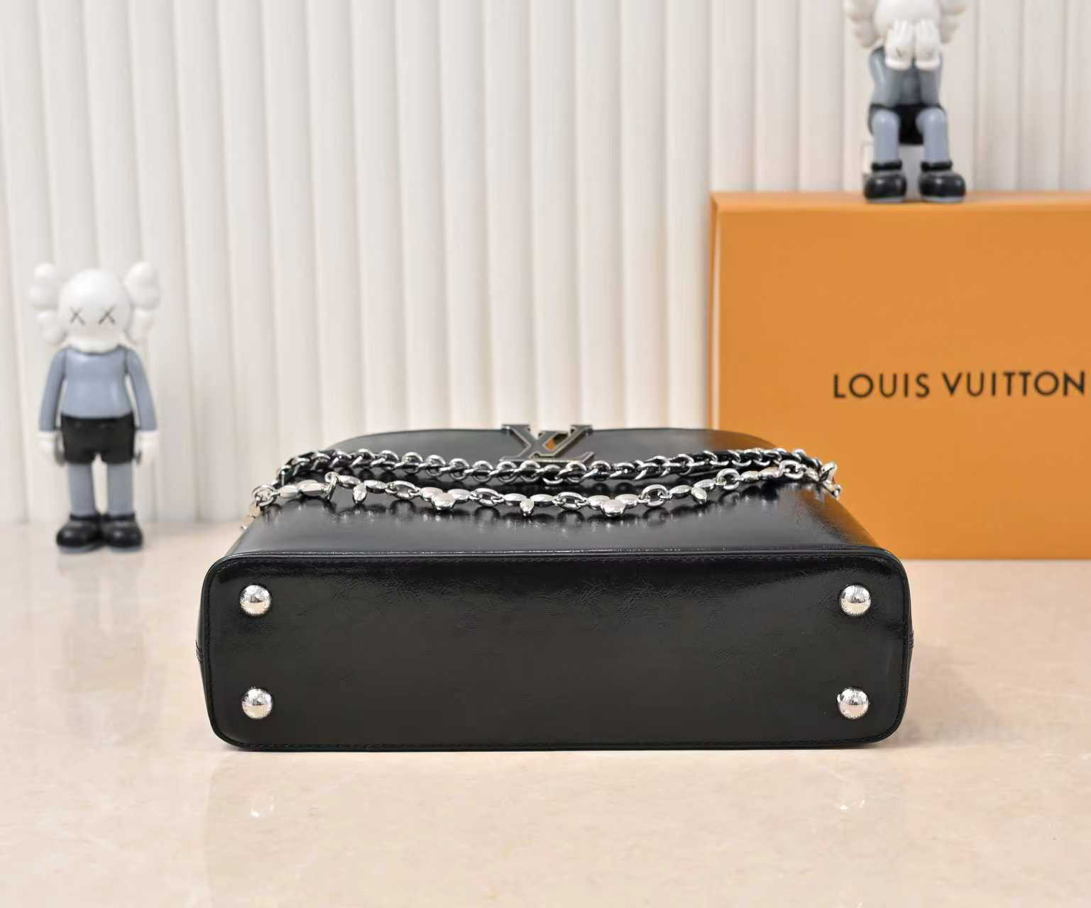 Louis Vuitton bag-163