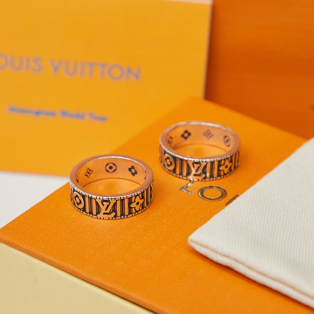 LV ring-74