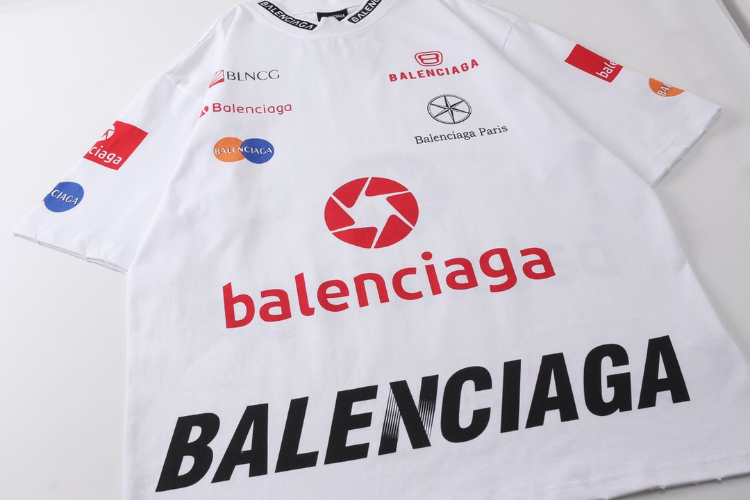 Balenciaga clothing-207