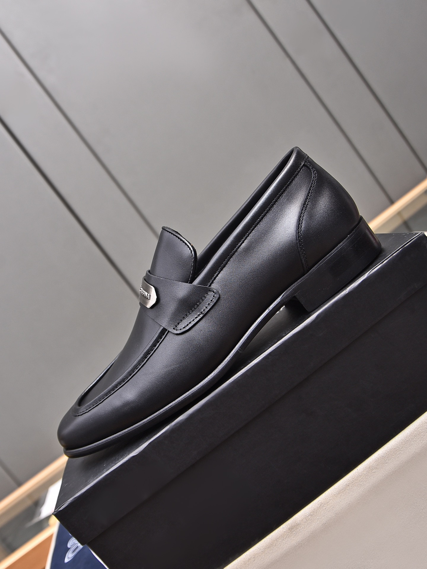 D&G men's leather shoes-11