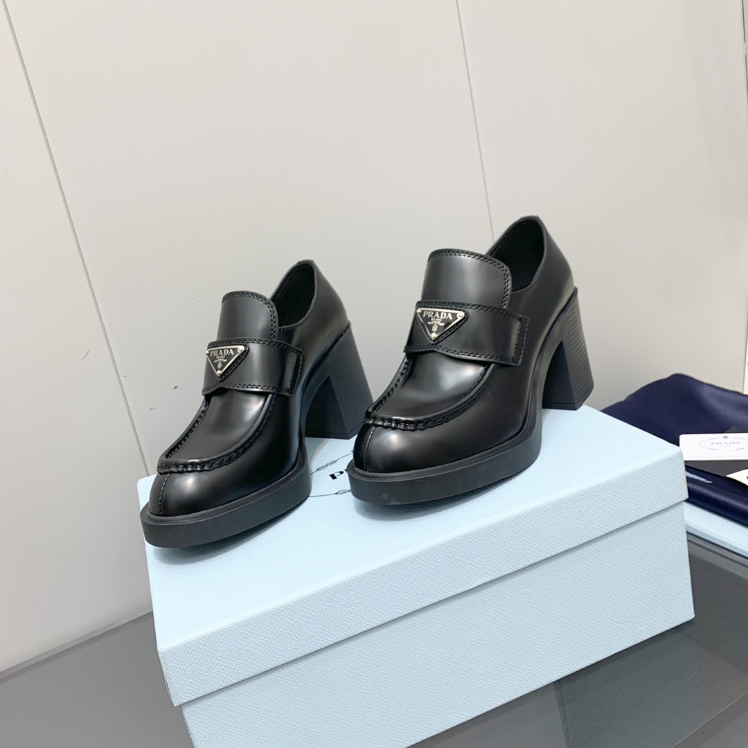 Prada women's leather shoes-34