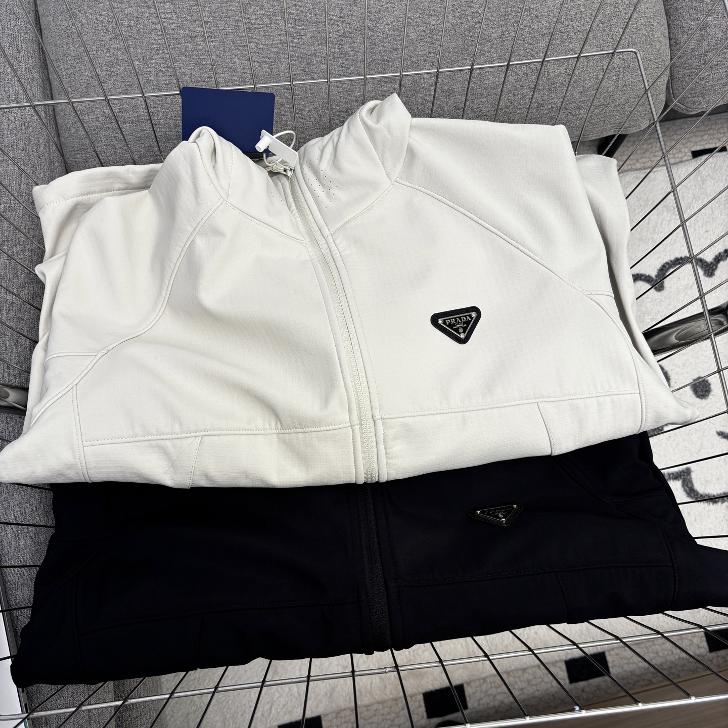 Prada Clothing-407