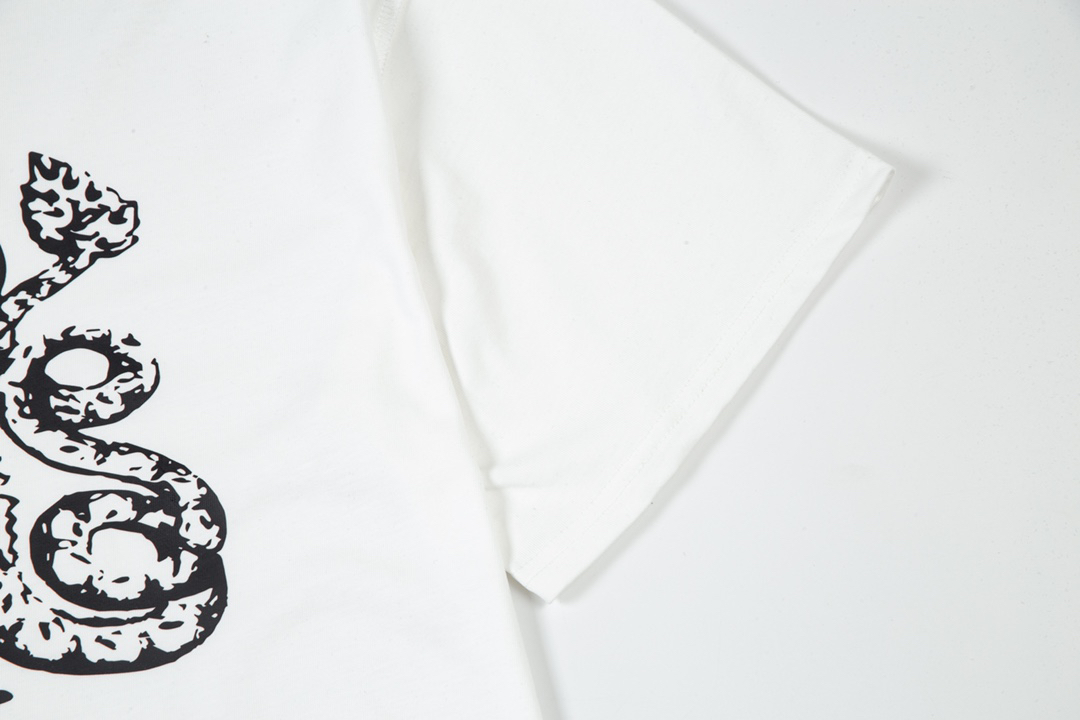 LV clothing-137