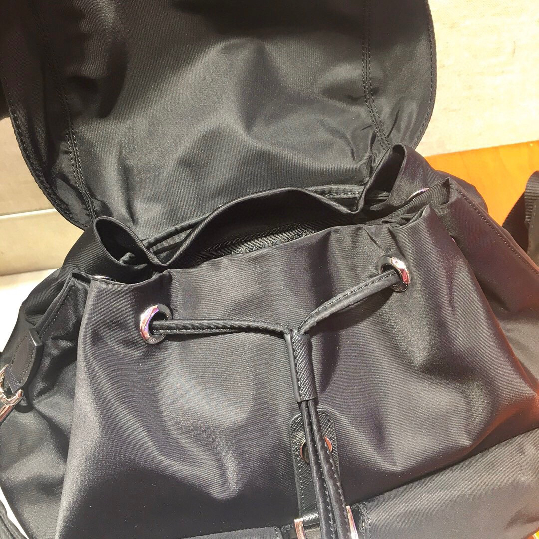 Prada bag-121