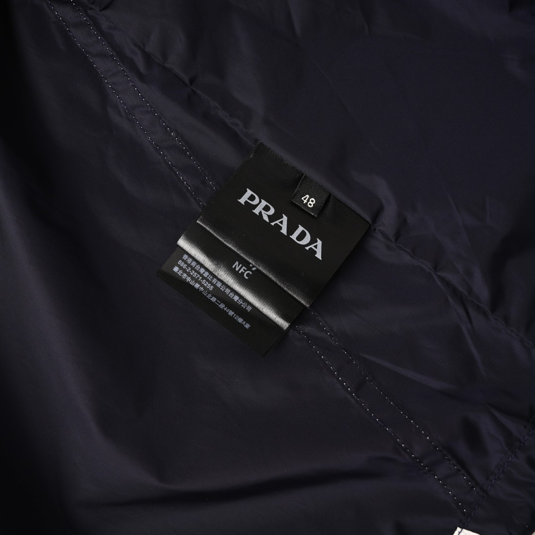 Prada Clothing-372