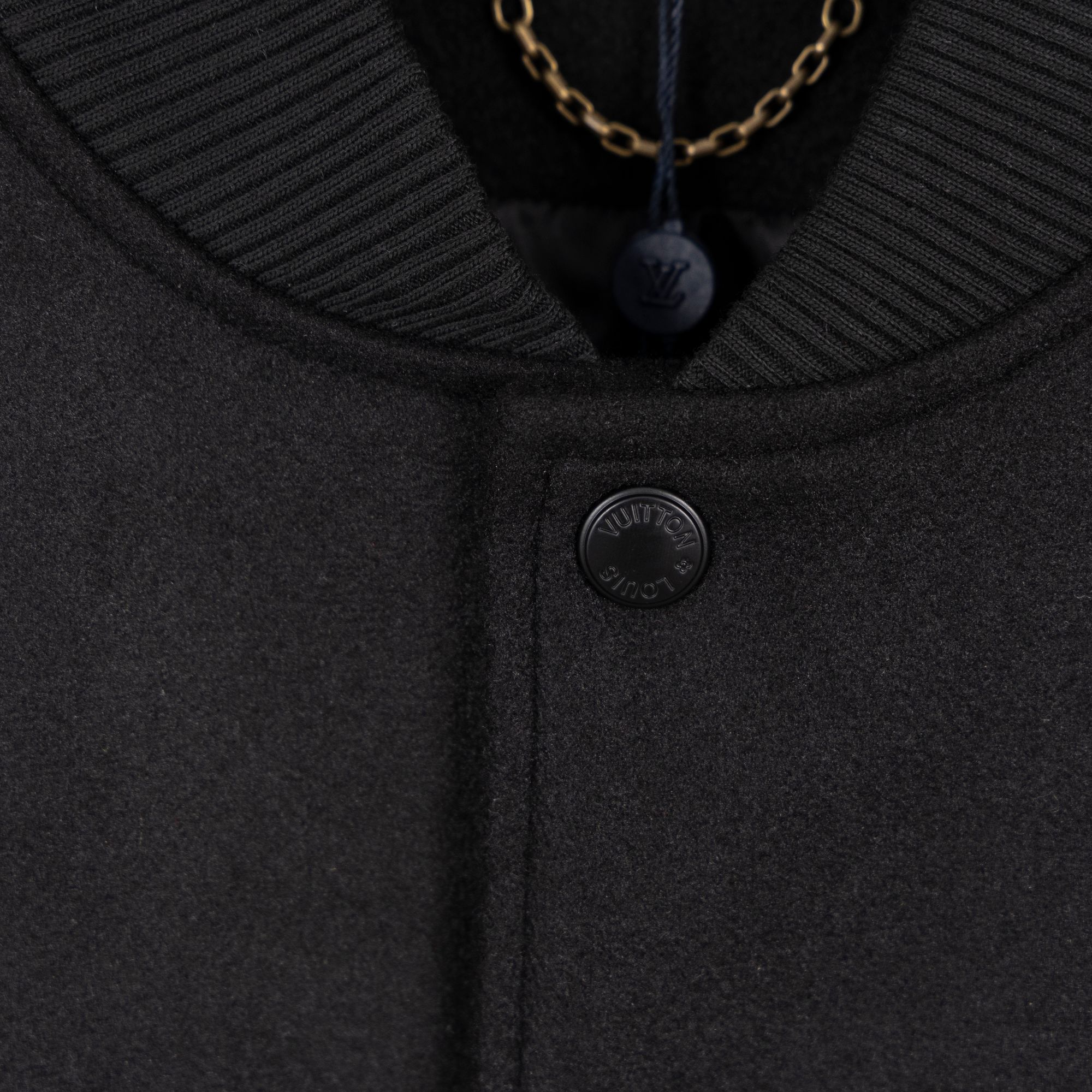 LV Clothing-279