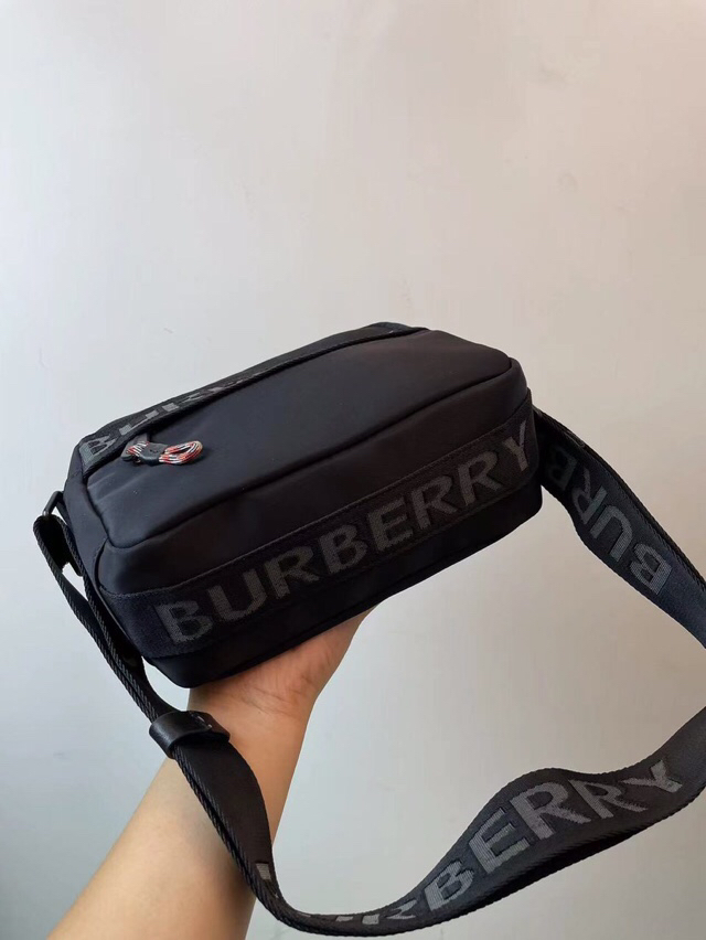 Burberry bag-142