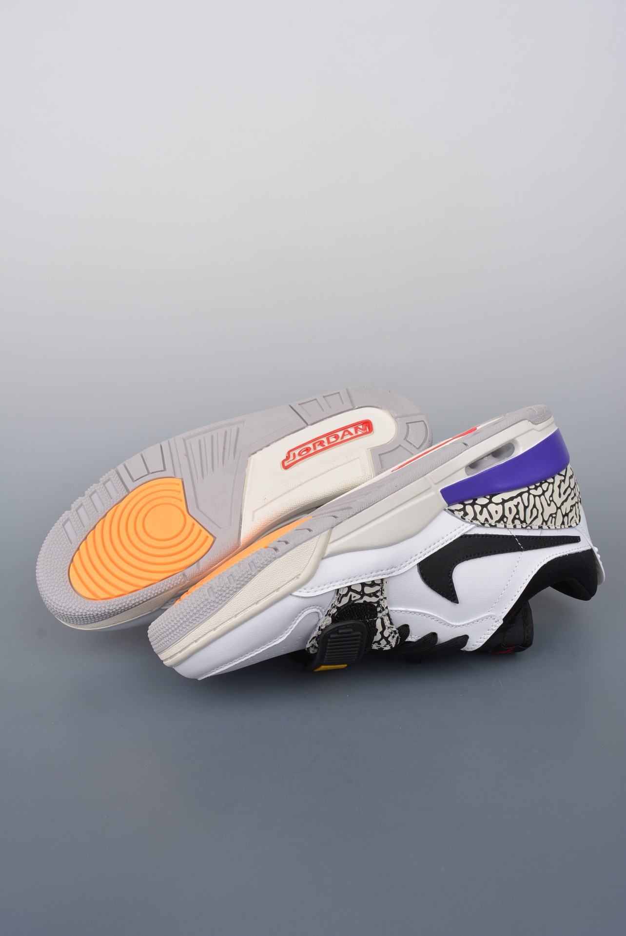 Nike Sneakers-326
