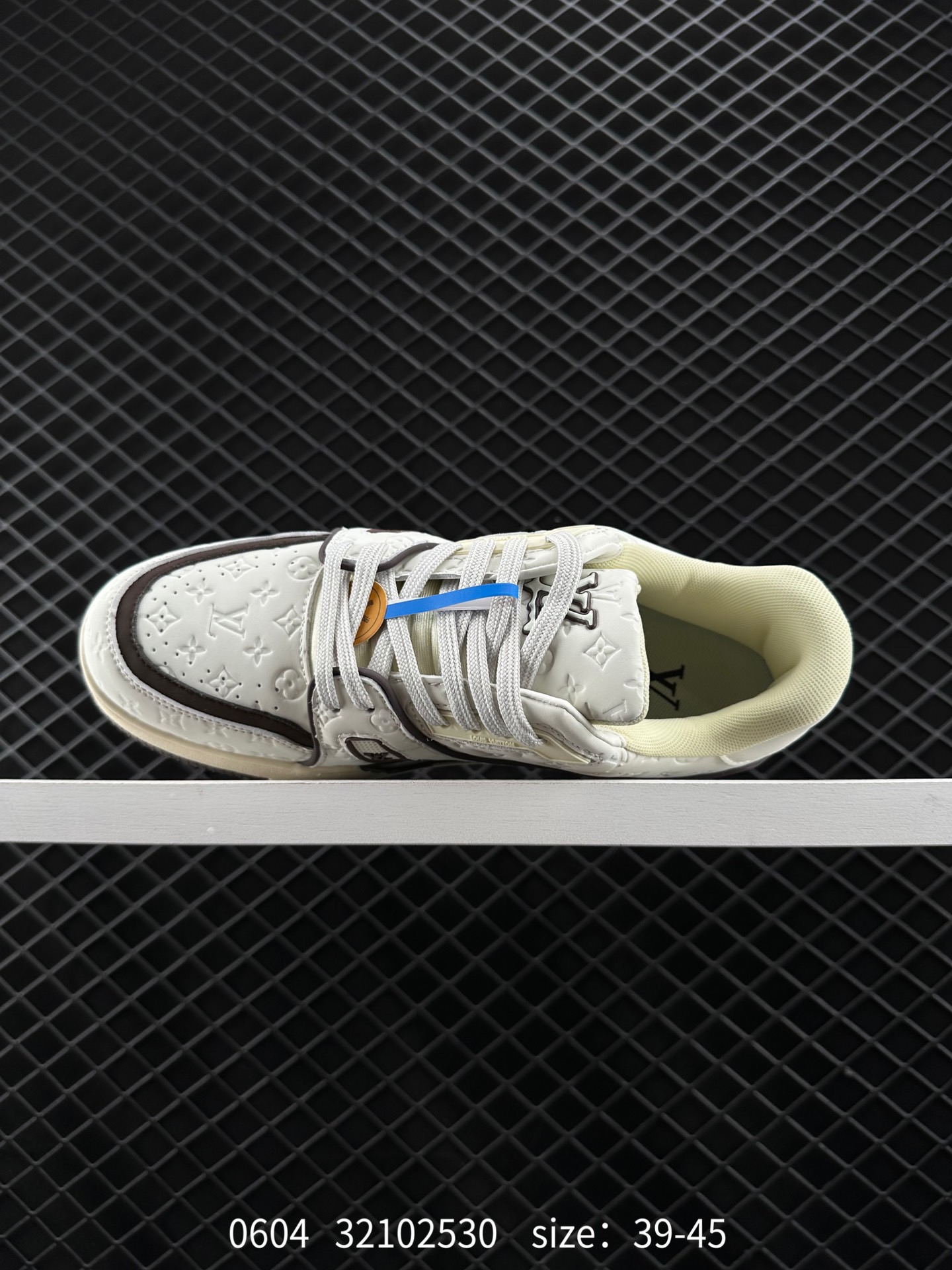 Lv Sneakers-18