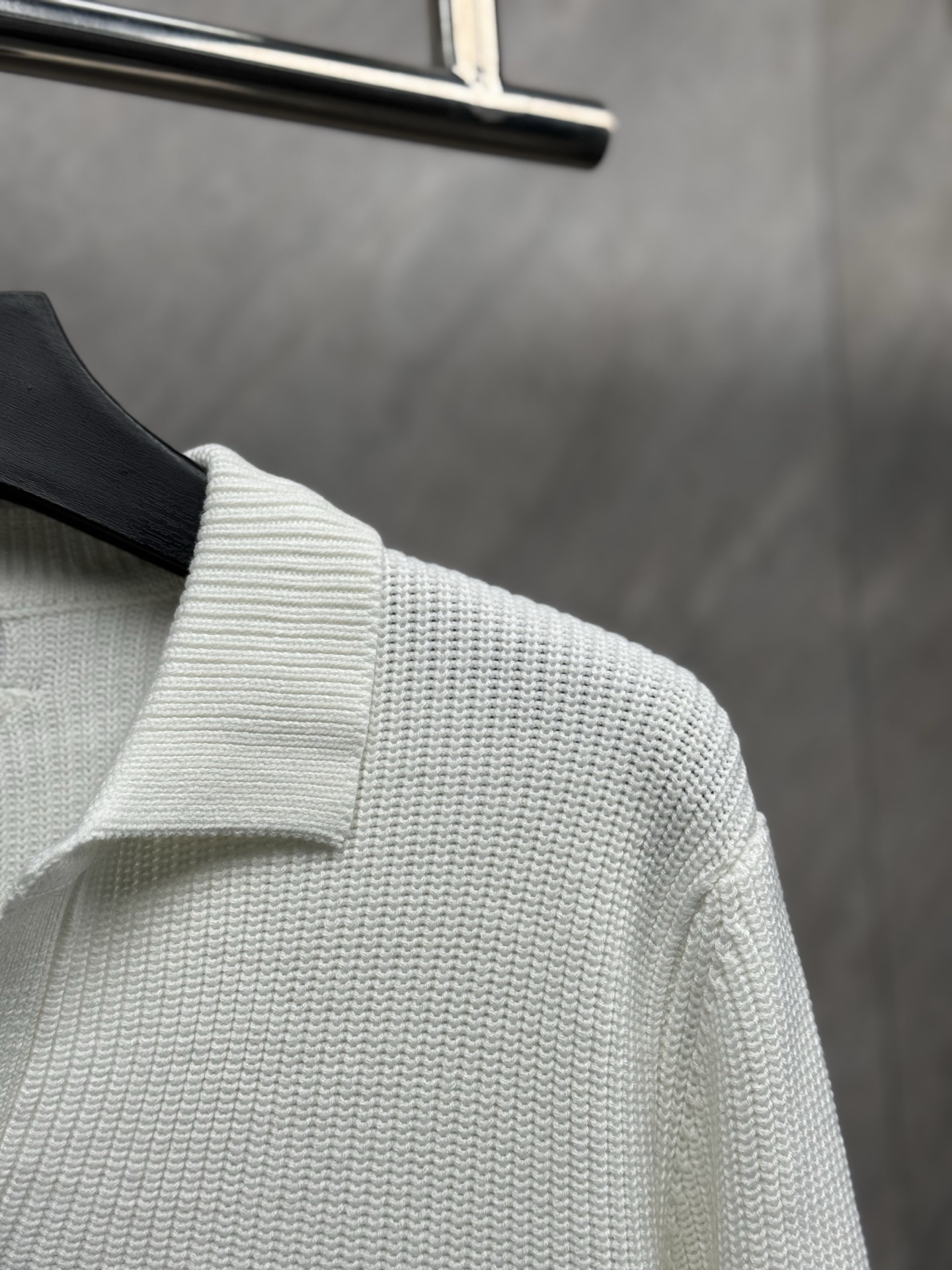 Prada Clothing-284