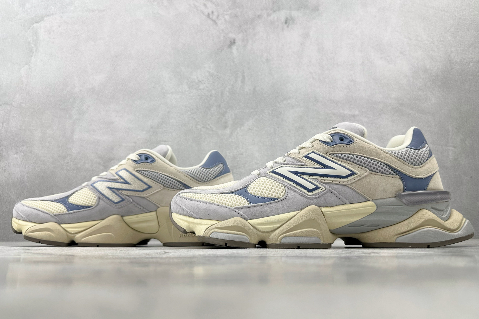 New Balance Sneakers-231