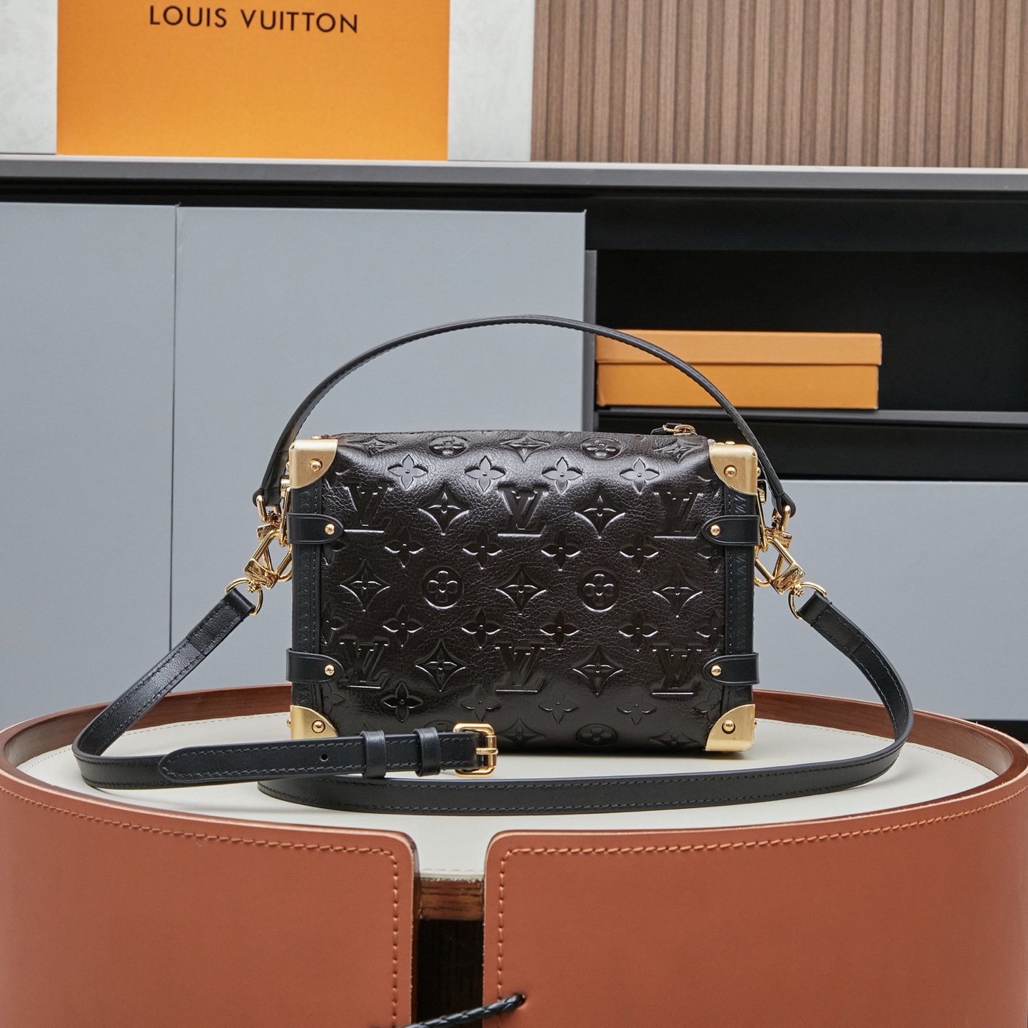 Louis Vuitton bag-189