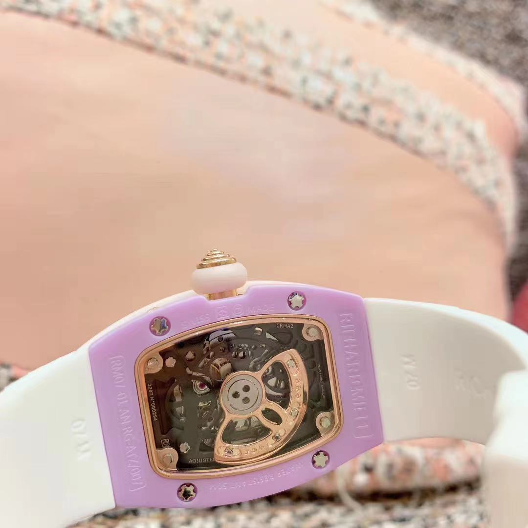 Watch 28