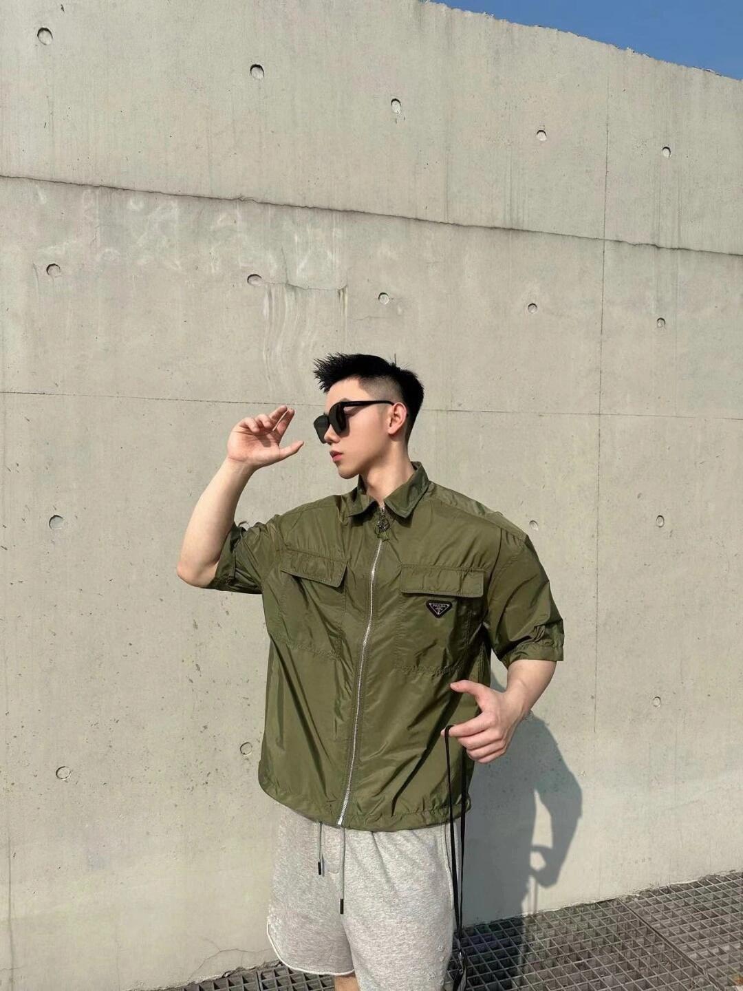Prada Clothing-379