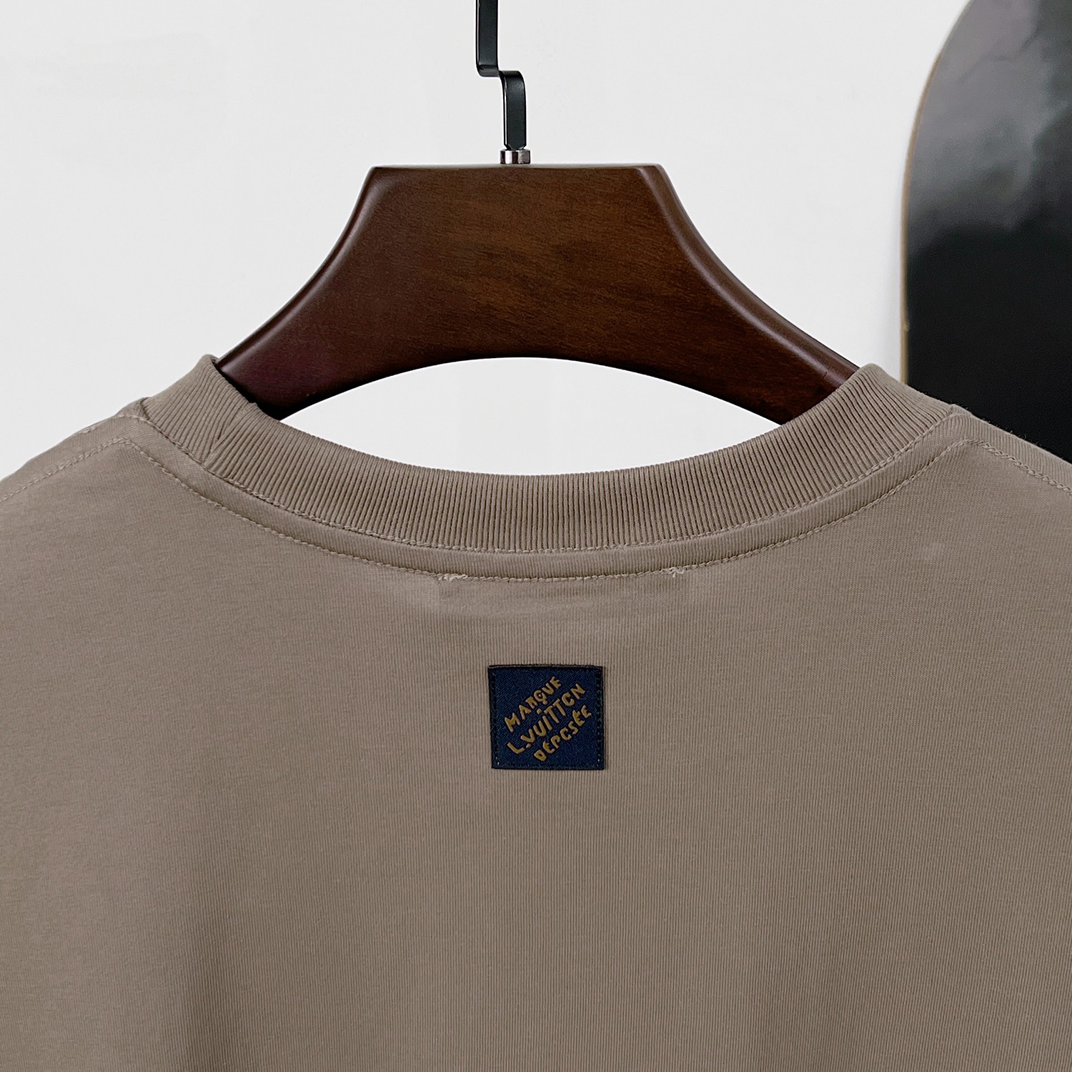 LV clothing-156