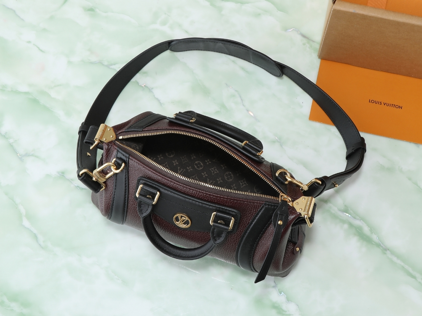 Louis Vuitton bag-107