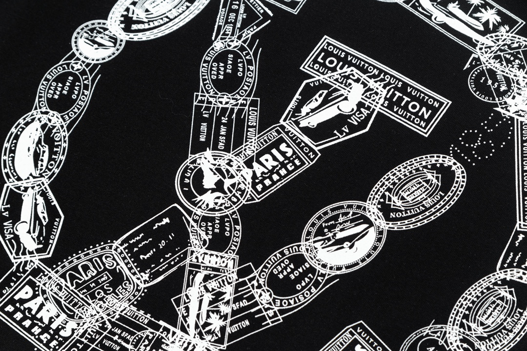LV clothing-104