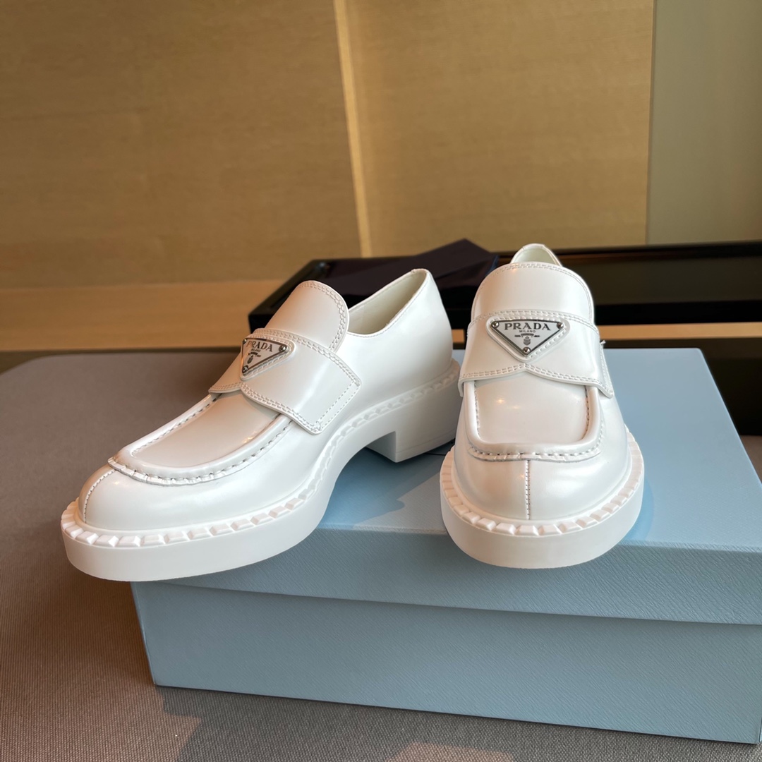 Prada women's leather shoes-38