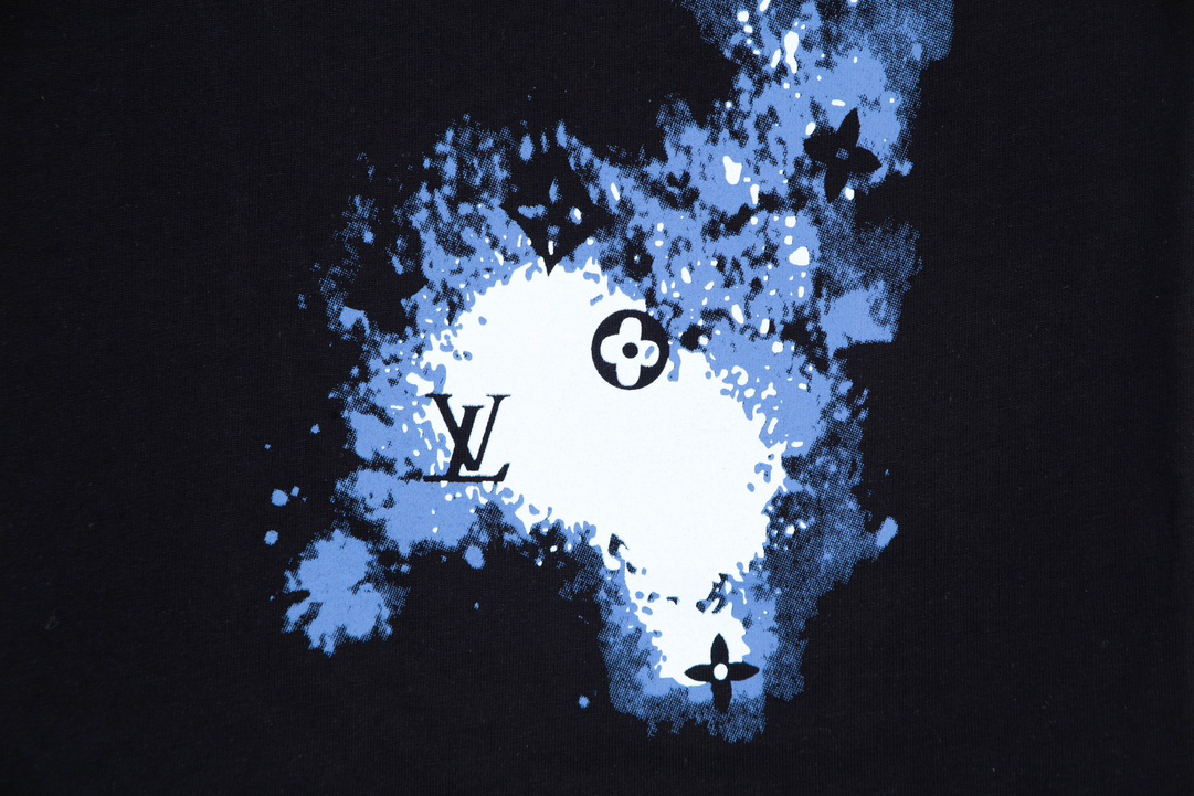 LV clothing-122