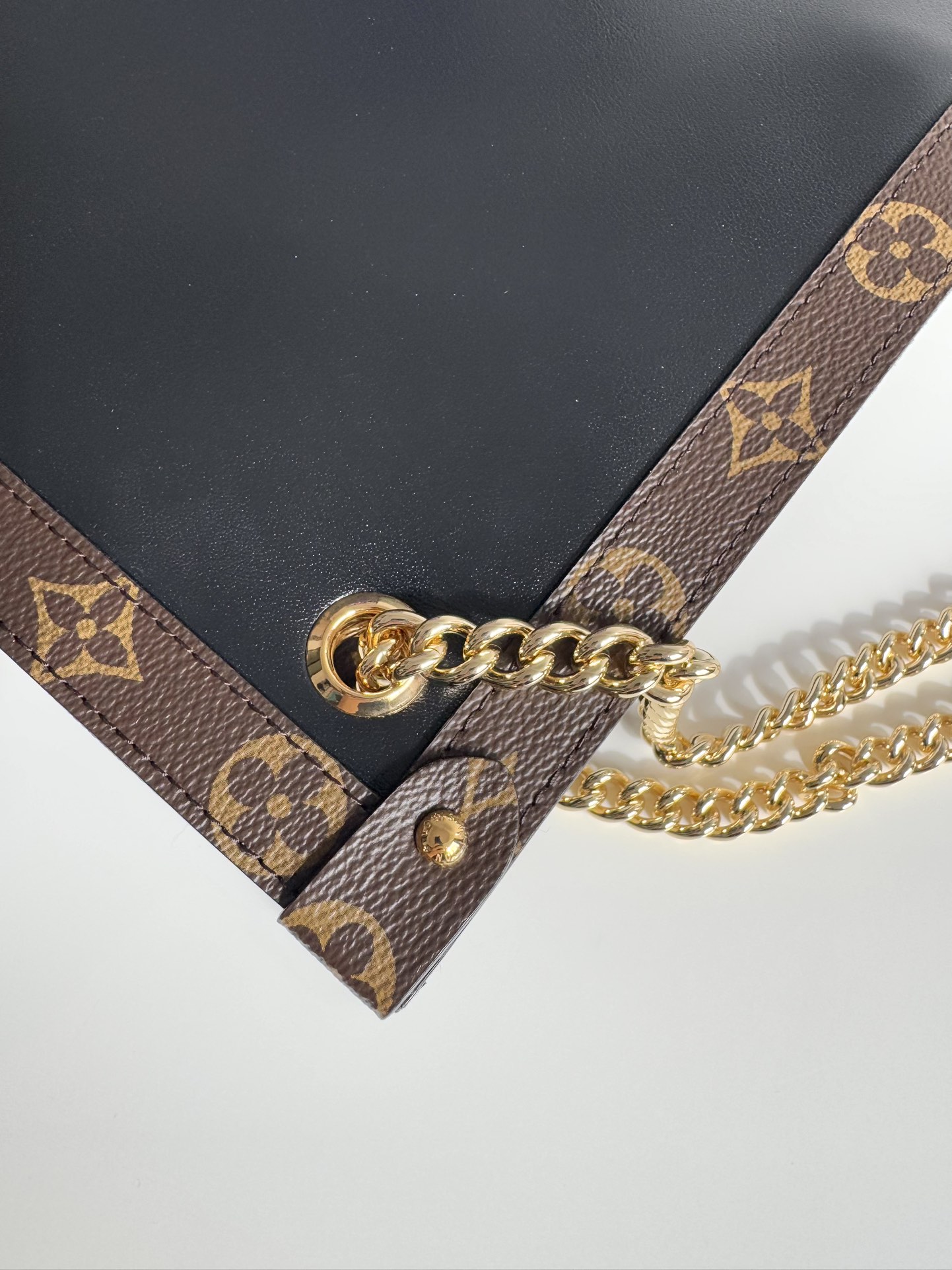 Louis Vuitton bag-24