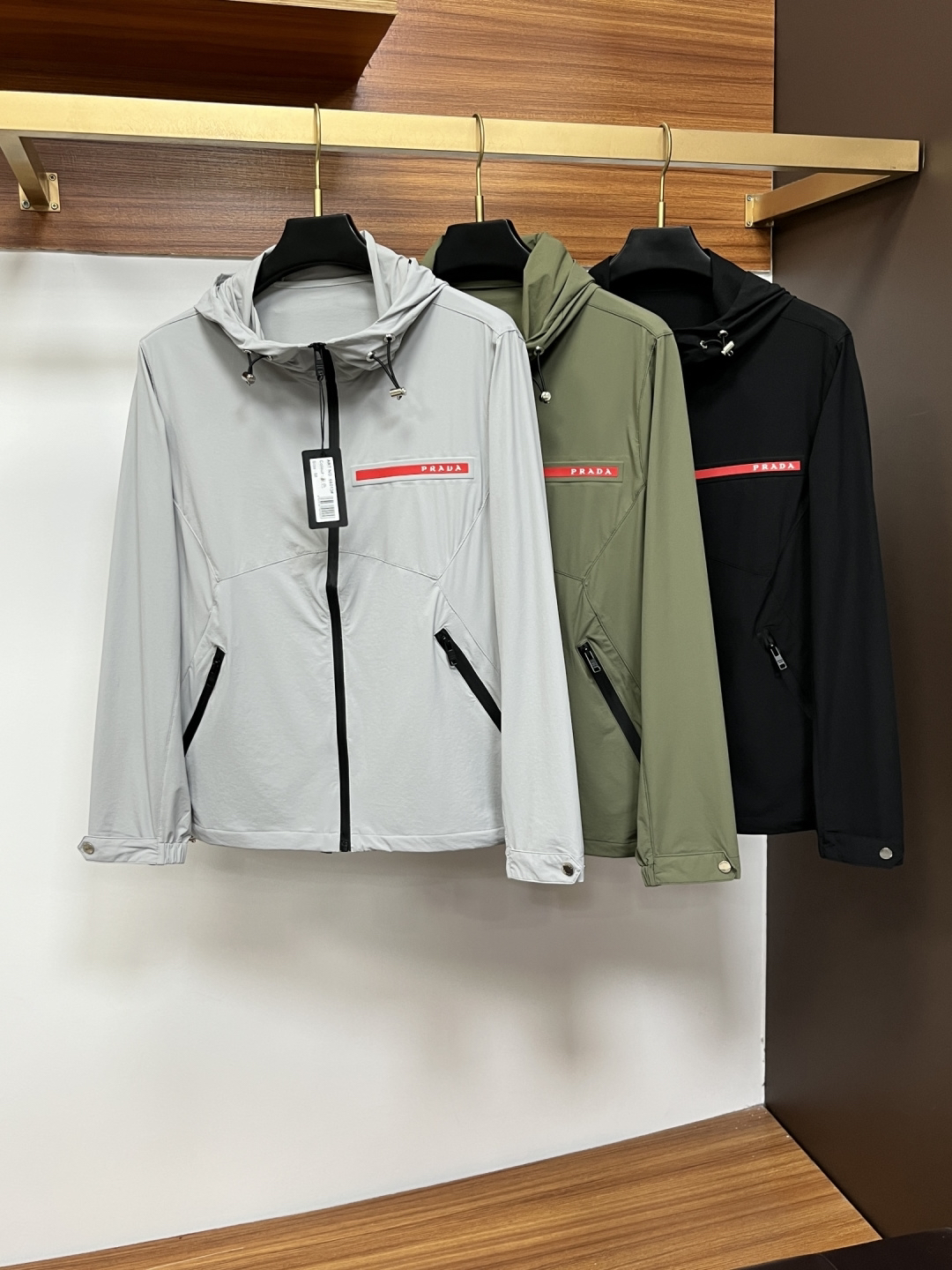 Prada Clothing-326
