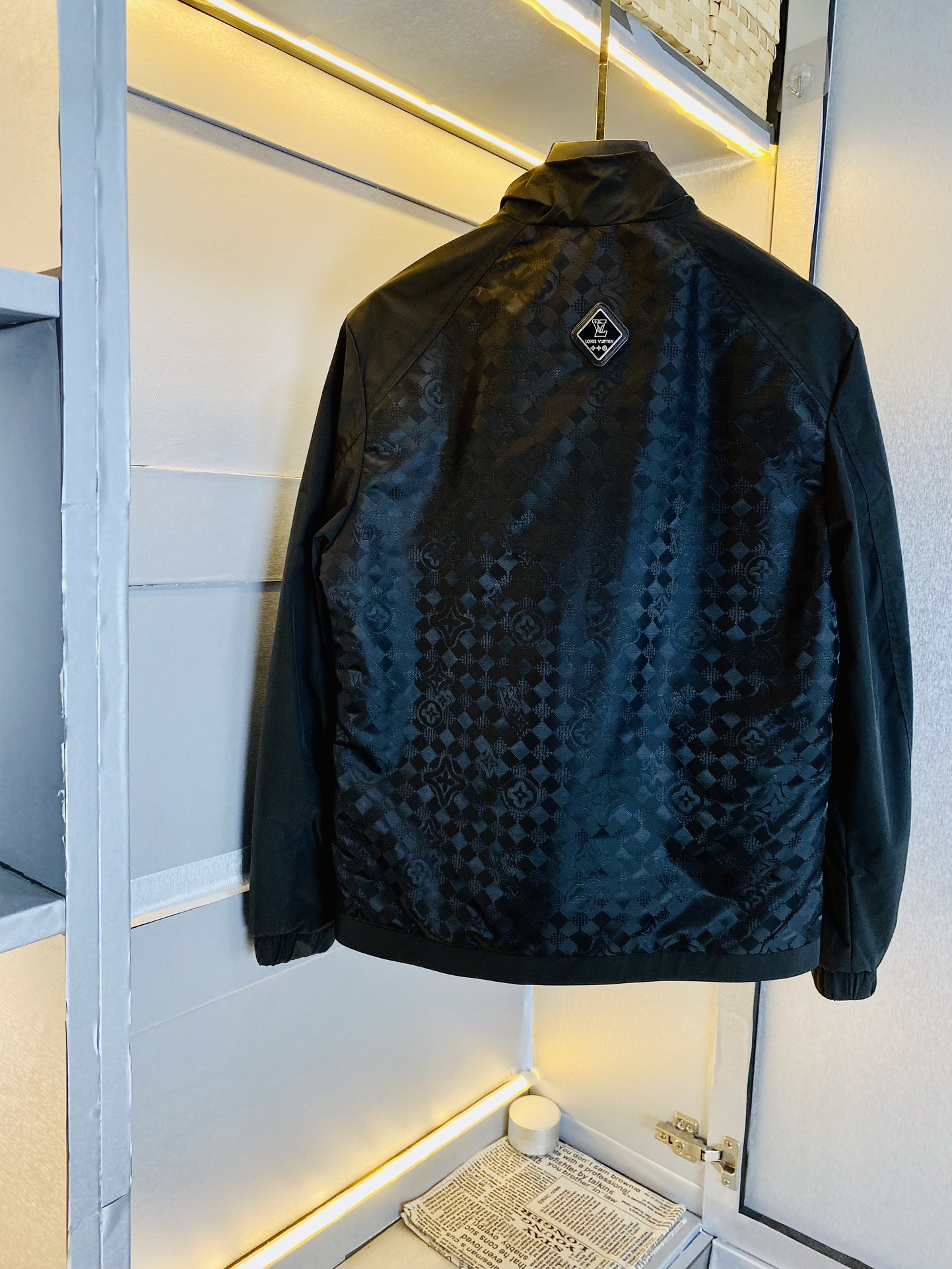 LV Clothing-289