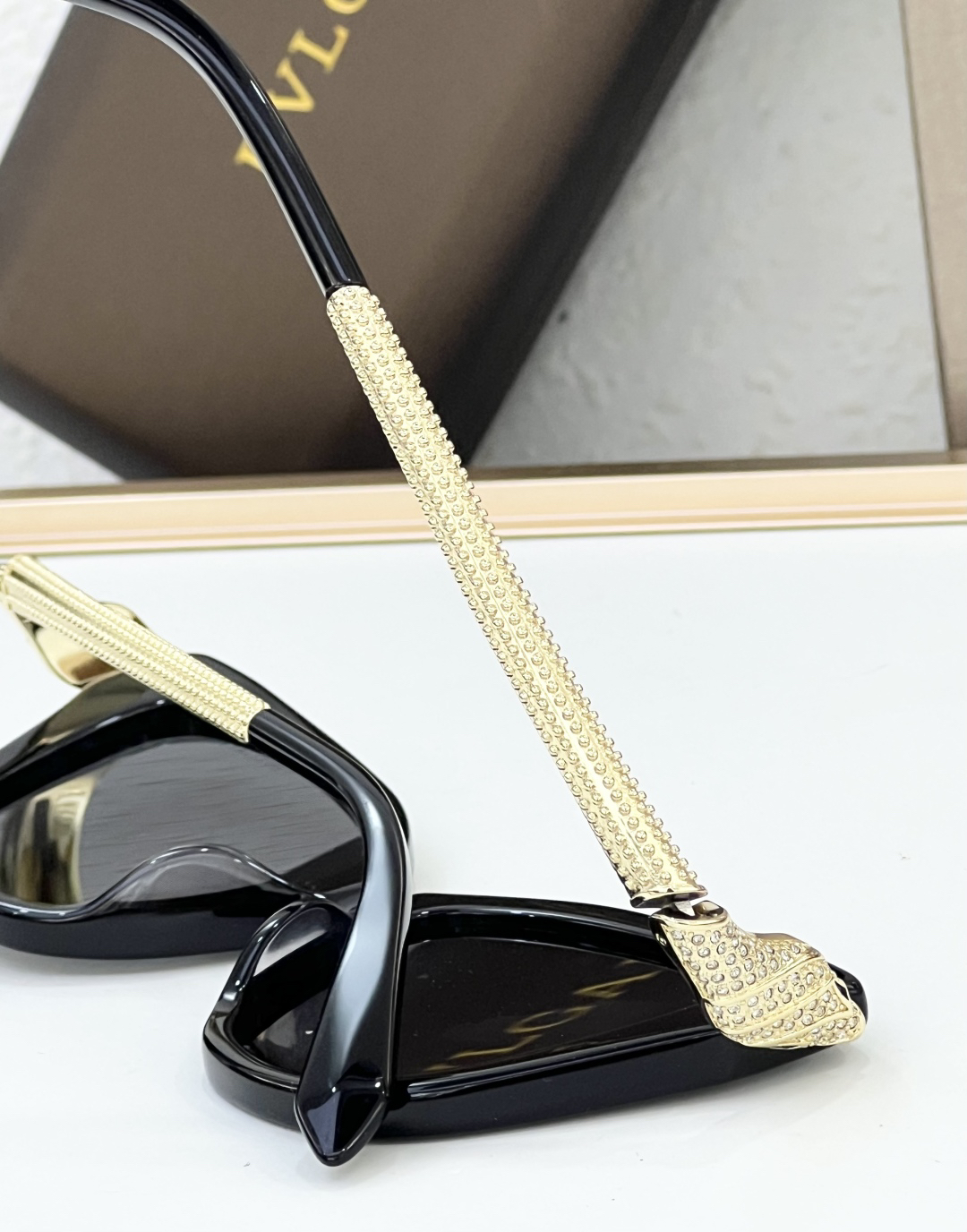 BV glasses-32