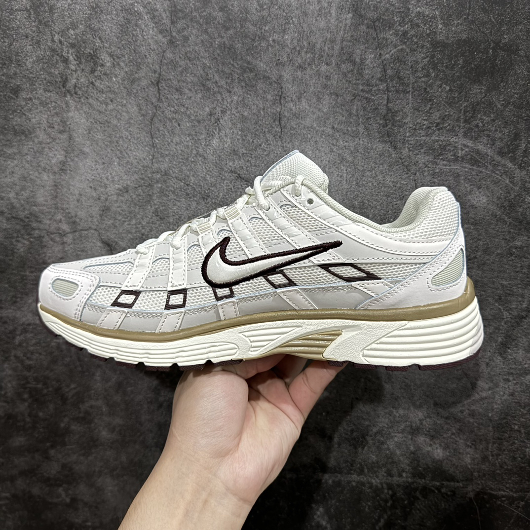 Nike Sneakers-90