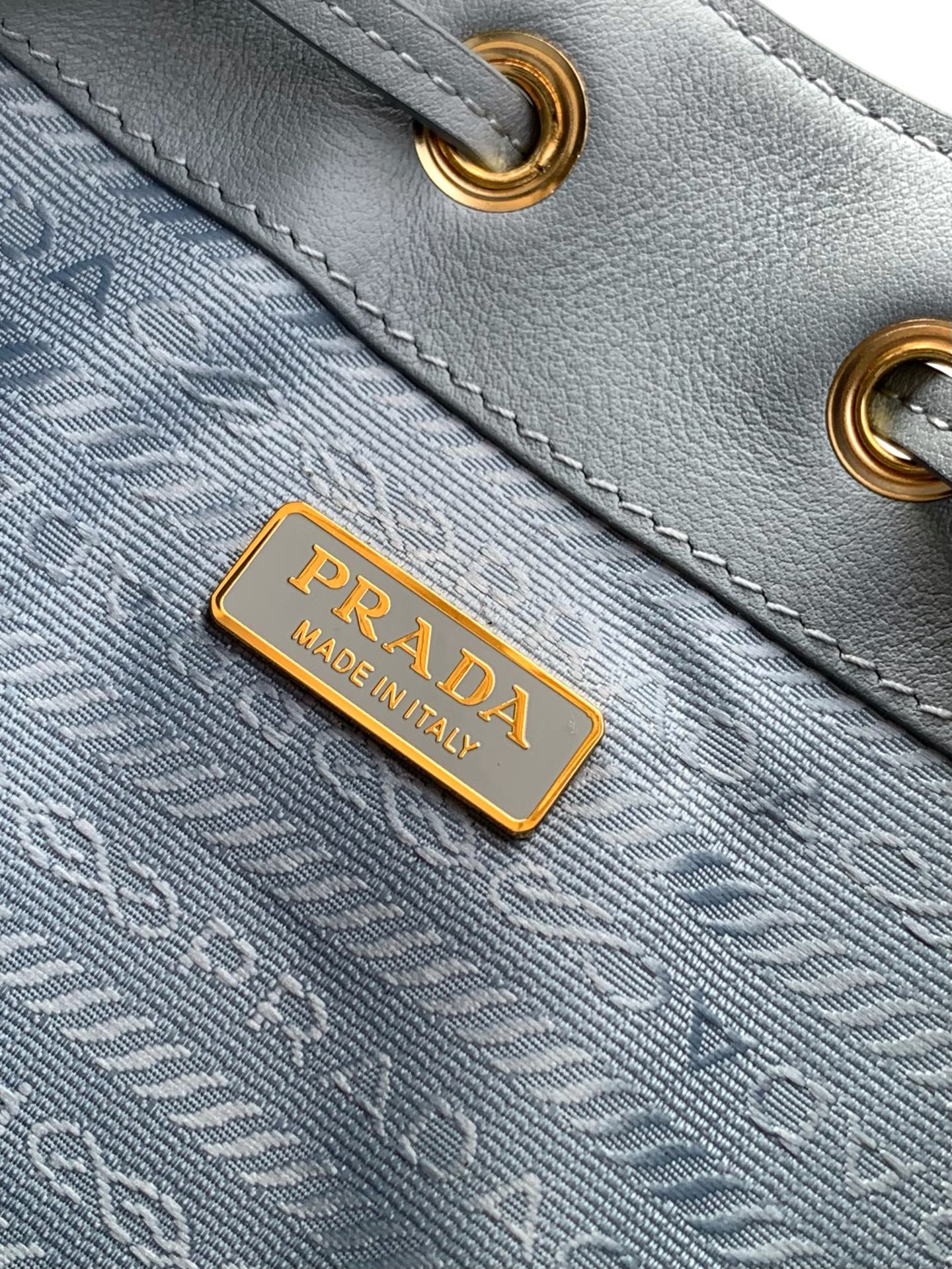 Prada bag-151