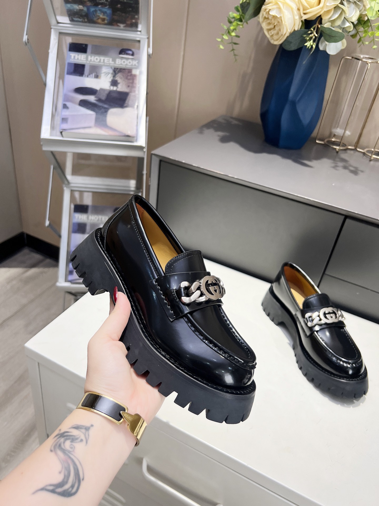 Gucci women's leather shoes-70