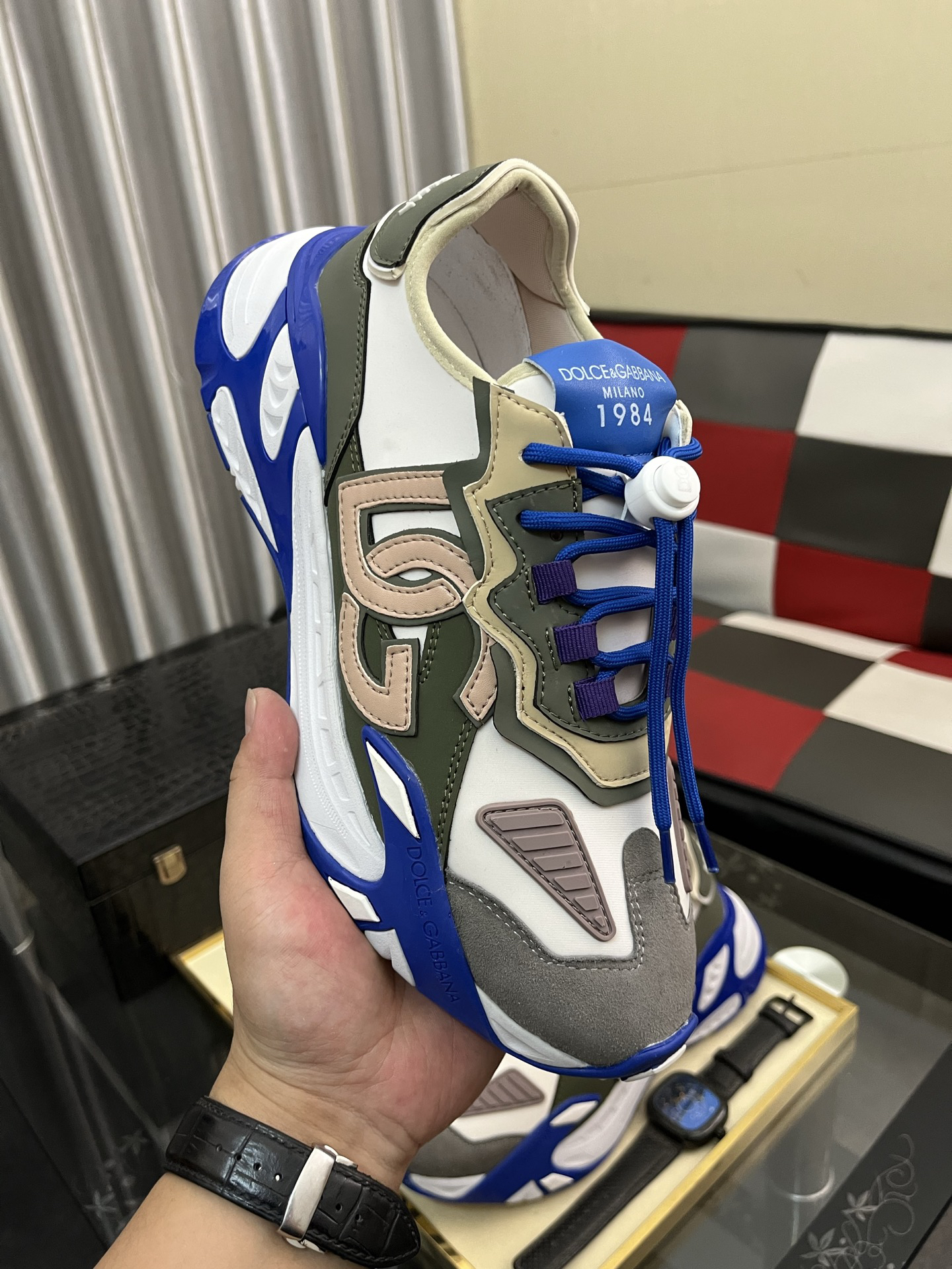 D&G Sneakers-208
