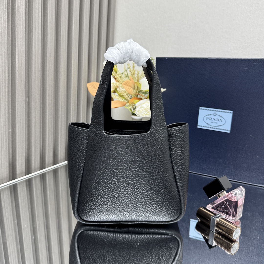 Prada bag-16