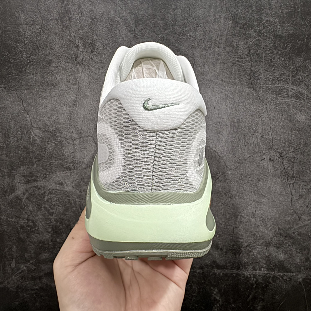 Nike Sneakers-66