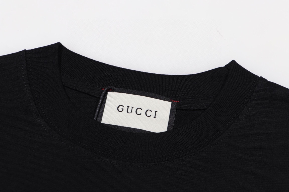 Gucci clothing-261