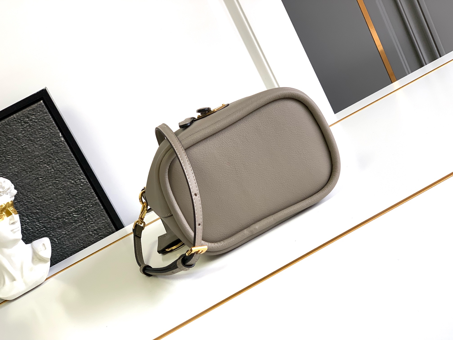 Prada bag-150