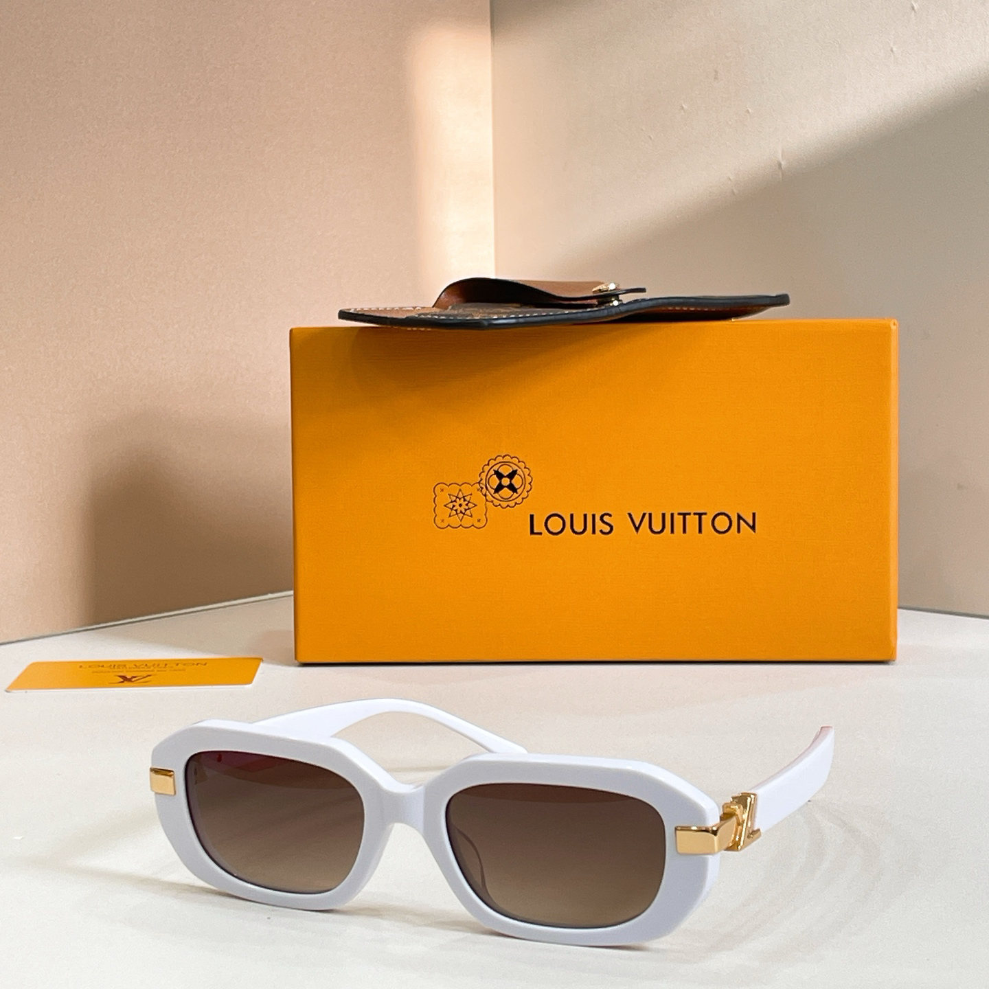 LV glasses-65