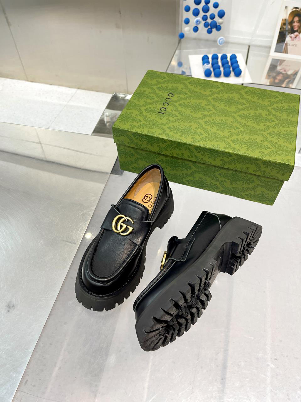 Gucci women's leather shoes-81