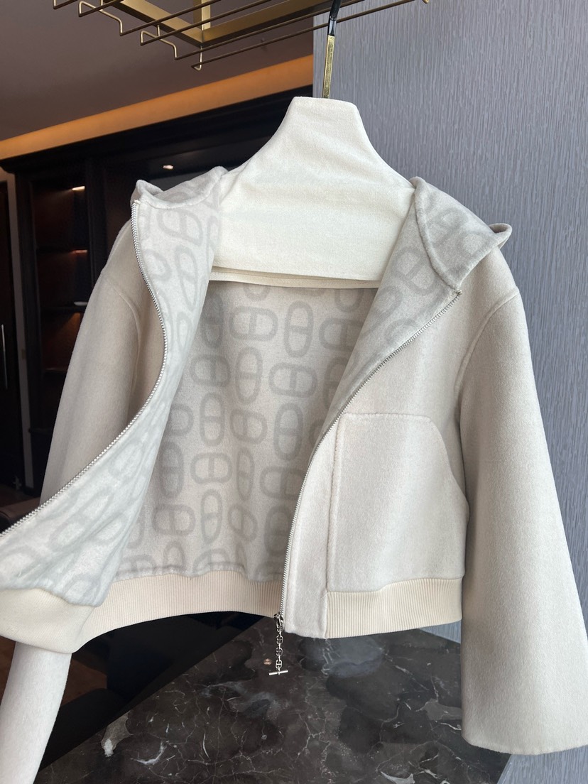 Hermes Clothing-317