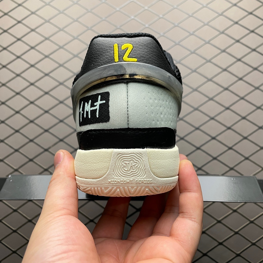 Nike Sneakers-104