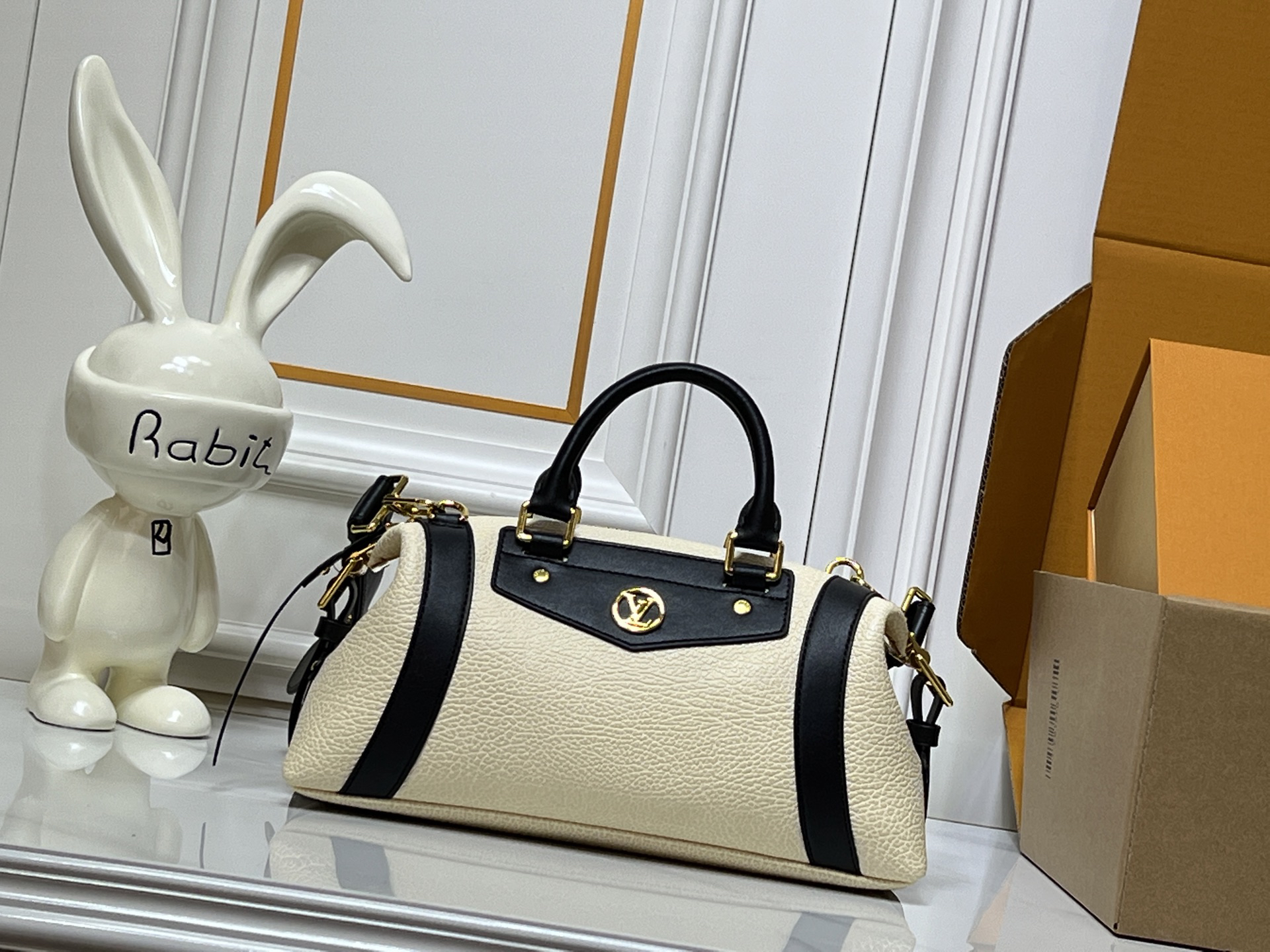Louis Vuitton bag-164