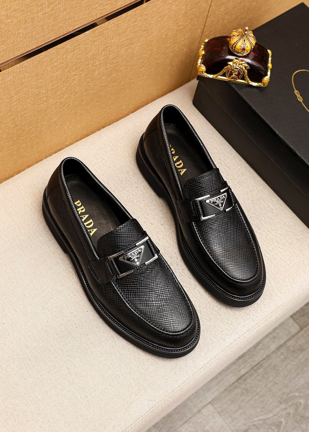 Prada men's leather shoes-33