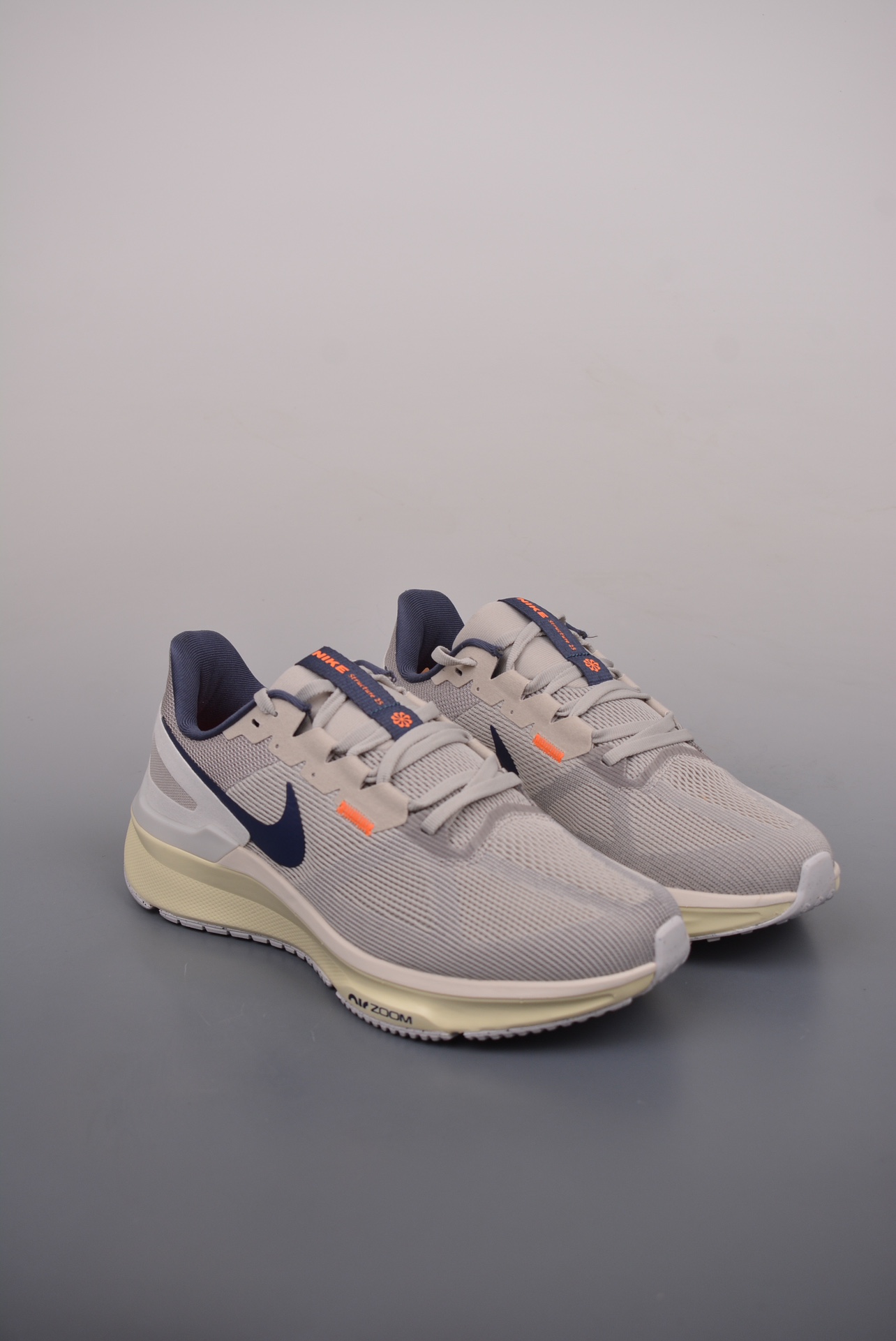 Nike Sneakers-304