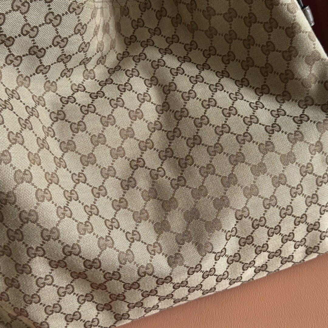 Gucci new bag-212