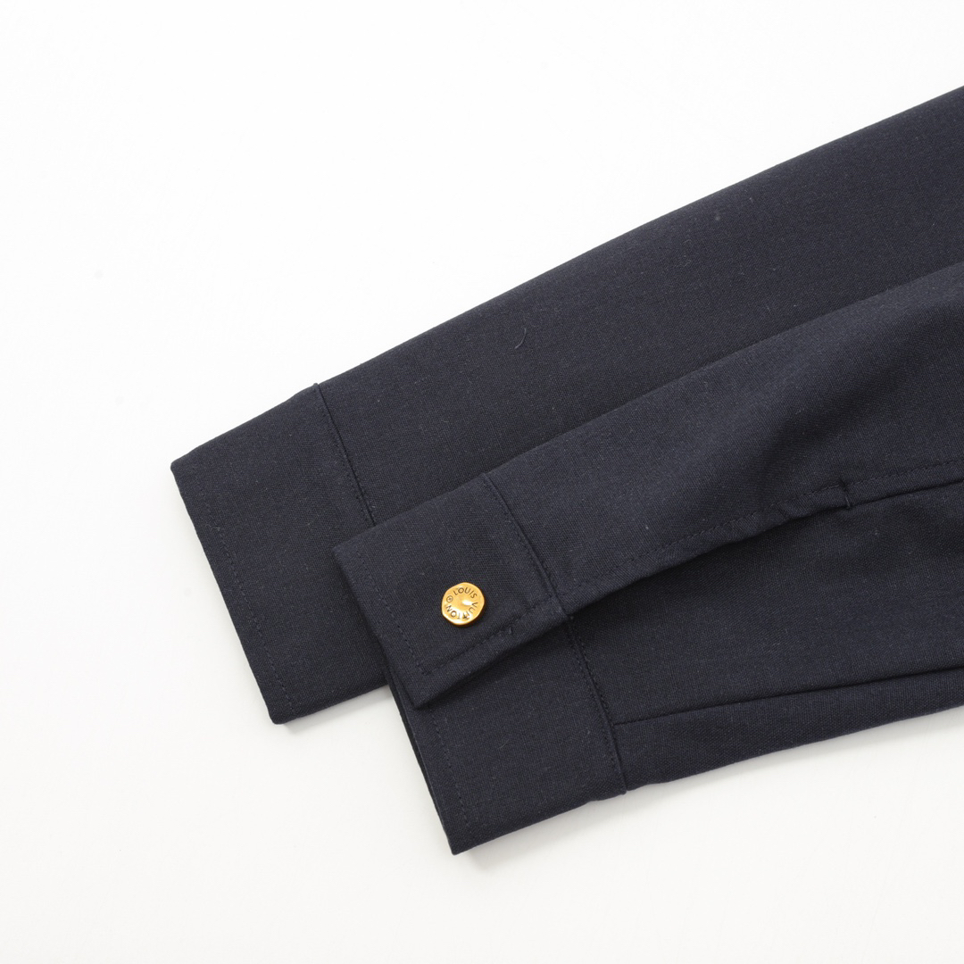 LV Clothing-341