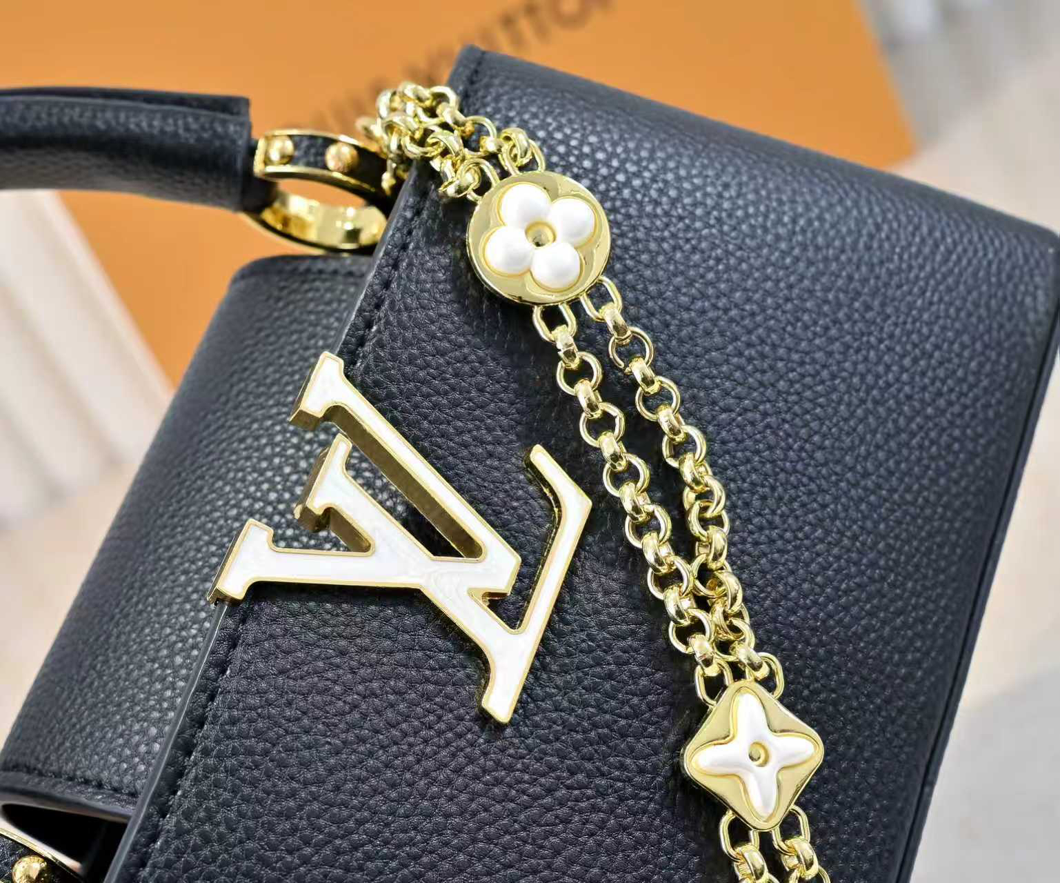 Louis Vuitton bag-142