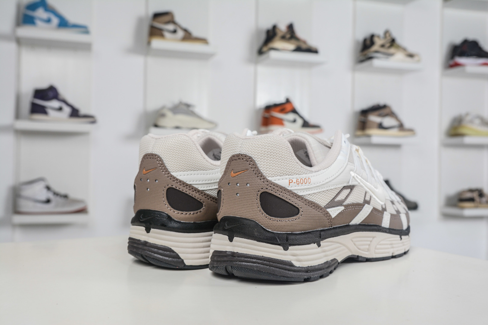 Nike Sneakers-340