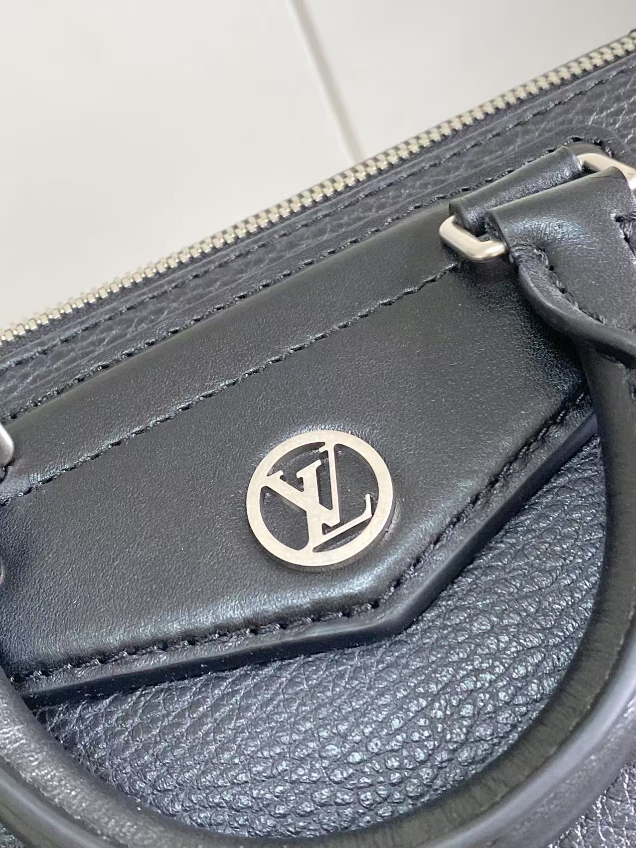 Louis Vuitton bag-31