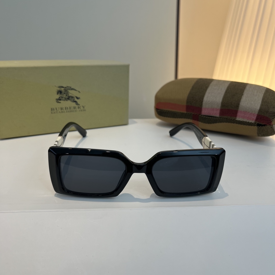Burberry glasses-13